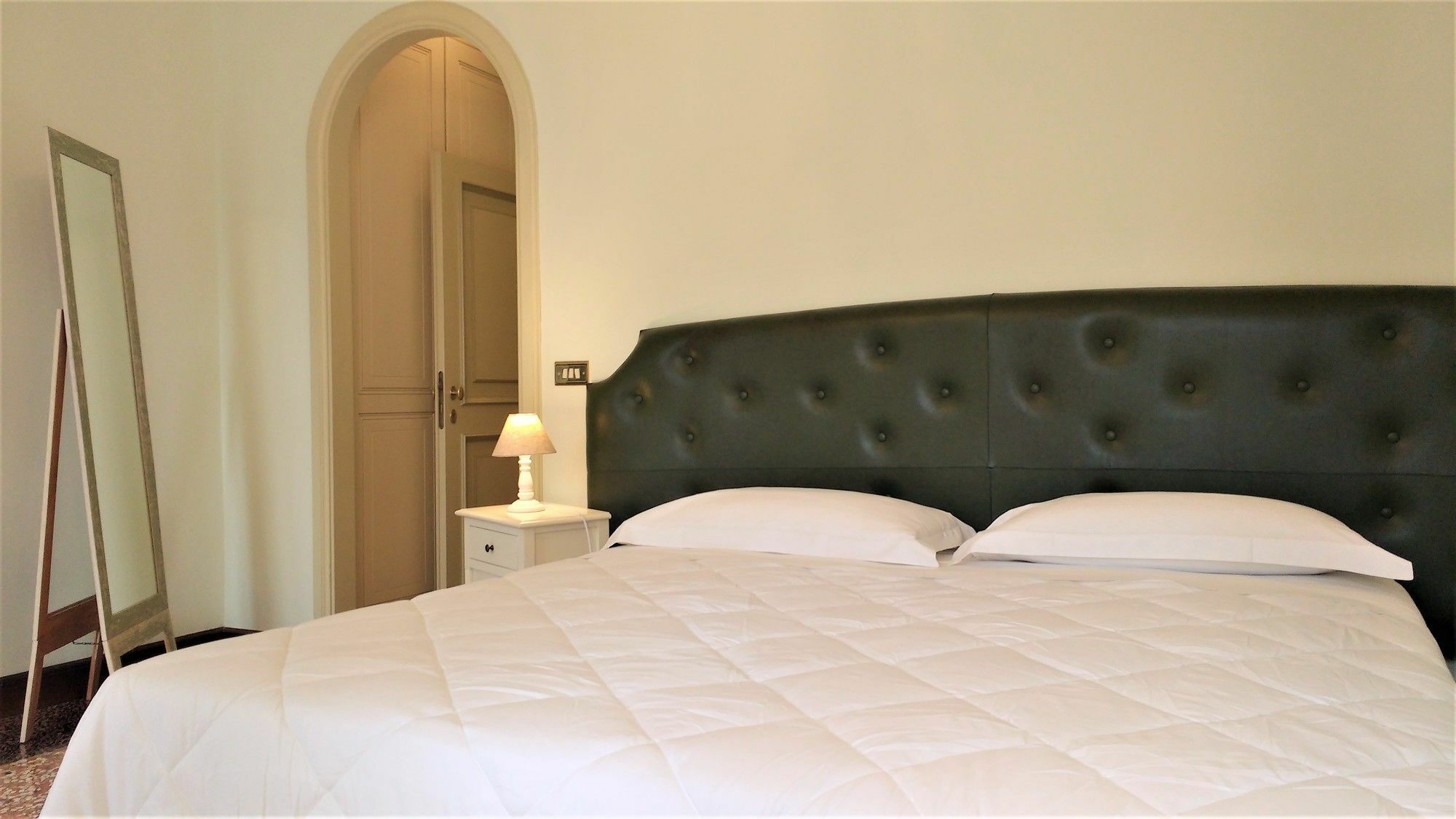 Main Street 59 Apartment Bologna Ngoại thất bức ảnh